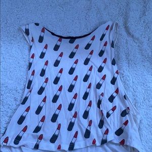 lipstick tank top